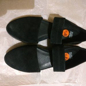 EILEEN FISHER SUEDE WEDGE SHOE